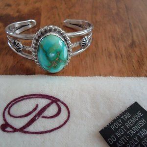 Southwester Style White Sterling Silver Cuff bracelet 30g. of silver